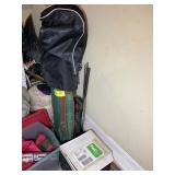 GROUP OF GOLF RELATED ITEMS, BAG, SHAFTS, ETC