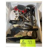 DRAWER OF ASSORTED SERVING UTENSILS