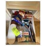 GROUP OF FIRST AID ITEMS