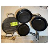 GROUP OF CAST IRON SKILLETS, 6, 8 AND 9 IN