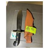 CASE XX USA BOWIE KNIFE IN LEATHER SHEATH