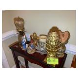 GROUP OF DECORATIVE ITEMS, TOM CLARK GNOME, ETC