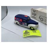 SCALE MODELS 1940 PANEL VAN BANK, IN ORIGINAL BOX,