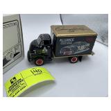 1ST GEAR 1952 GMC DRY GOODS VAN, 1/34 SCALE DIECAS