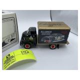 1ST GEAR 1952 GMC DRY GOODS VAN, 1/34 SCALE DIECAS