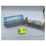 RACING CHAMPIONS 1937 CHEVY CABRIOLET 1/25 SCALE C