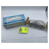 RACING CHAMPIONS 1937 CHEVY CABRIOLET 1/25 SCALE C