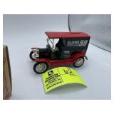 ERTL COLLECTABLES FORD MODEL T DIECAST METAL VEHIC