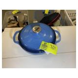 LODGE 3 QT CAST IRON ENAMEL POT WITH LID