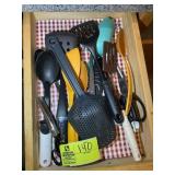 DRAWER WITH ASSORTED KITCHEN UTENSILS, SCISSORS AN
