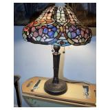 PLASTIC TIFFANY STYLE TABLE LAMP, APPROX 23 IN TAL