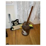 BUTTER CHURN, DECORATIVE AND BEAR WALL ART