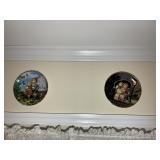 GROUP OF FIVE DECORATIVE PLATES BY MJ HUMMEL