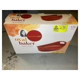 RACHEL RAY, 4.5 QT OVAL BAKER, NIB