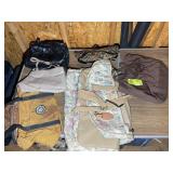 GROUP OF LUGGAGE AND TOTE BAGS