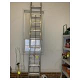 20 FT WERNER EXTENSION LADDER