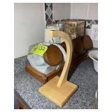 CANISTER SET AND FRUIT HANGER