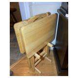 PAIR OF TV TRAYS WITH STAND