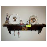 WOODEN WALL SHELF WITH DECORATIVE PLATES AND FIGUR
