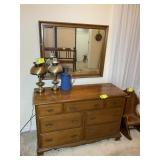 7 DRAWER KLING COLONIAL DRESSER WITH HANGING MIRRO
