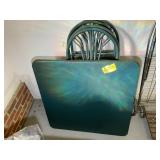 GROUP OF FOLDING CHAIRS