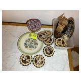 SMALL TOTE WITH DECORATIVE PLATES, AND COASTERS