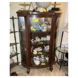 A ONE DOOR BOW FRONT CHINA Cabinet NO CONTENTS, 40