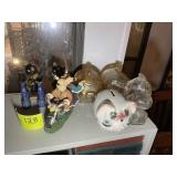 CONTENTS ON TOP OF BOOKSHELF, GLASS BANKS, BOOKEND