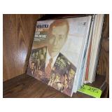 A GROUP OF MISC. 33 ALBUMS VARIOUS TITLES AND AUTH