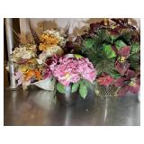 GROUP OF CENTER FLORAL PIECES