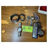 GROUP OF COSTUME JEWELRY, MENS WATCHES