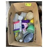 BOX OF PLASTIC STORAGE CONTAINERS