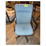 A WOOD FRAMED UPHOLSTERED SEAT 5 STAR BASE OFFICE