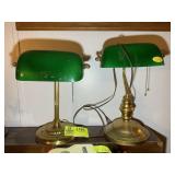 PAIR OF BRASS COLORED DESK LAMPS WITH GREEN GLASS