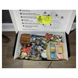 A BOX WITH MISC. DECORATIVE ITEMS; BIRD FIGURINES,