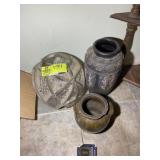 A GROUP OF DECORATIVE VASES, UP TO 13 IN TALL, SOM