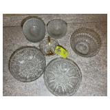 GROUP OF CLEAR GLASS DECORATIVE SERVING BOWLS AND
