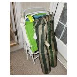 GROUP OF FOLDING OUTDOOR CHAIRS