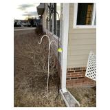 GROUP OF SHEPHERDS HOOKS