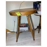 WOODEN SIDE TABLE 24 IN IN DIAMETER BY 29 IN TALL