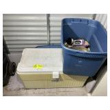 GROUP INCLUDING THERMOS 104 COOLER CHEST AND TOTE