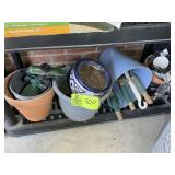 GROUP OF POTTING ITEMS FLOWER POTS GARDEN TOOLS ET
