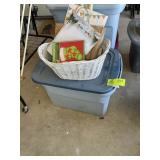 TOTE WITH MISCELLANEOUS CHRISTMAS BOXES TISSUE PAP