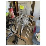 ROLLING CLOTHES HANGER FOLDING LAUNDRY RACK AND RO