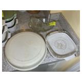 GROUP INCLUDING CORNING WARE CASSEROLE DISH TUPPER
