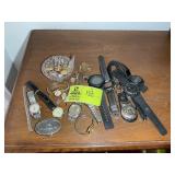 GROUP OF WATCHES, RINGS, AND PINS