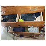 CONTENTS OF DRESSER MEN