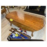 WOODEN OVAL DROP LEAF COFFEE TABLE APPROXIMATELY 5