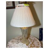 TABLE LAMP WITH SHADE APPROXIMATELY 26 IN TALL