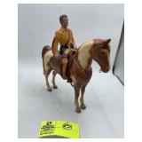 GROUP OF VINTAGE TOYS DAVY CROCKETT AND HORSE MISS